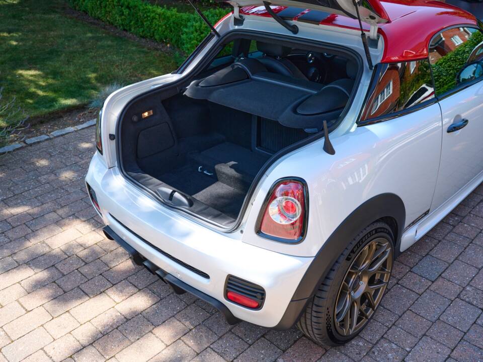 Imagen 28/50 de Mini John Cooper Works (2011)