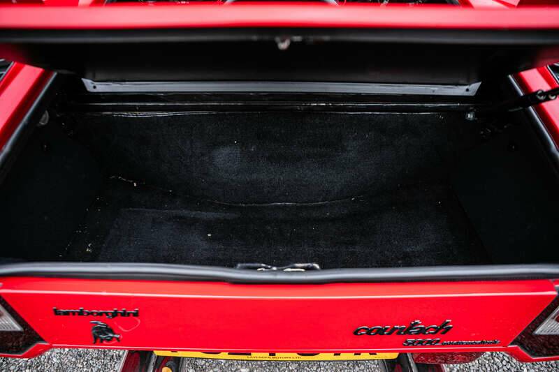 Bild 17/43 von Lamborghini Countach LP 5000 S QV (1988)