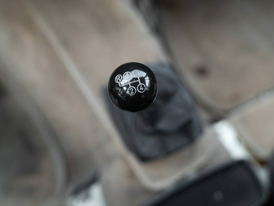 Imagen 36/50 de Mercedes-Benz 220 S (1967)