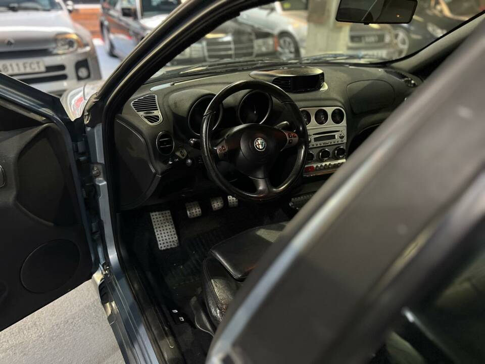 Imagen 19/62 de Alfa Romeo 156 3.2 V6 GTA (2005)