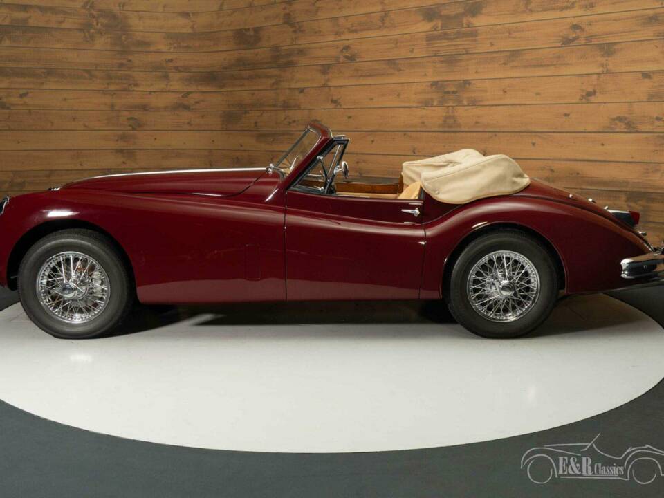 Image 6/19 de Jaguar XK 140 SE DHC (1956)