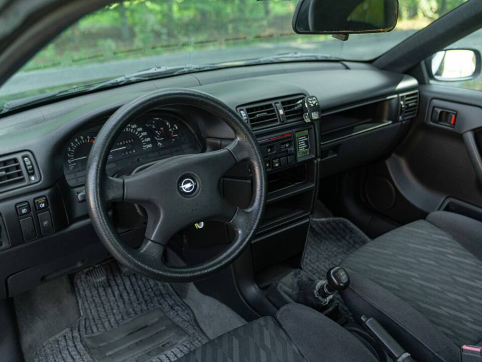Image 27/50 of Opel Calibra 2,0 4x4 16V (1991)