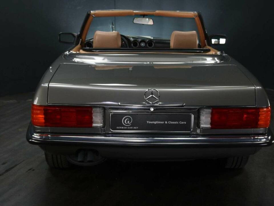 Image 5/50 de Mercedes-Benz 420 SL (1987)