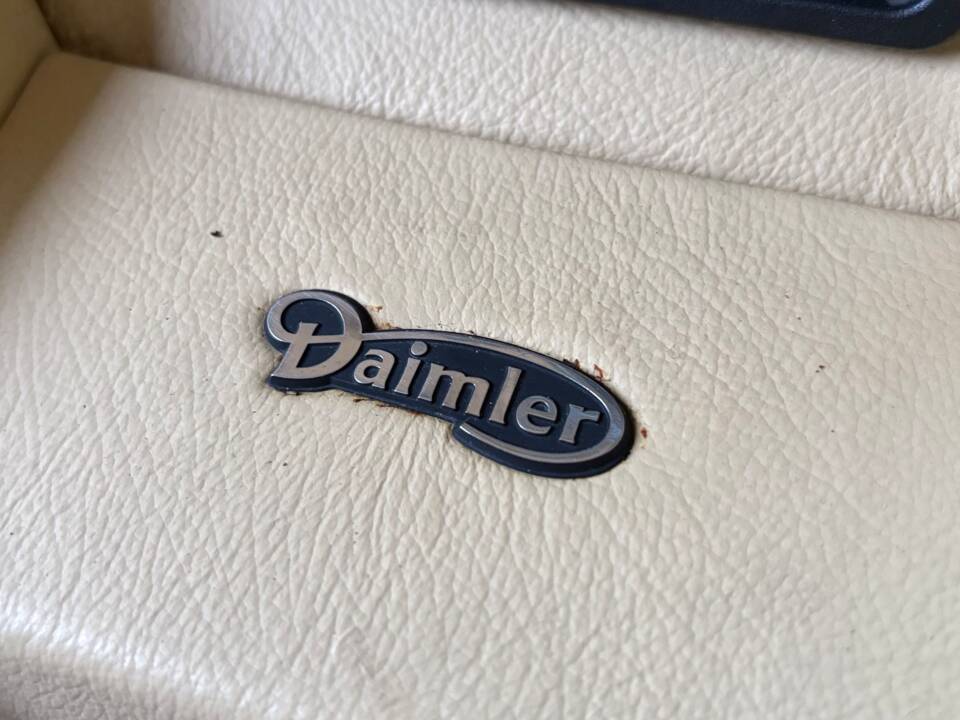 Immagine 20/31 di Jaguar XJ 40 (XJ-R) (1989)