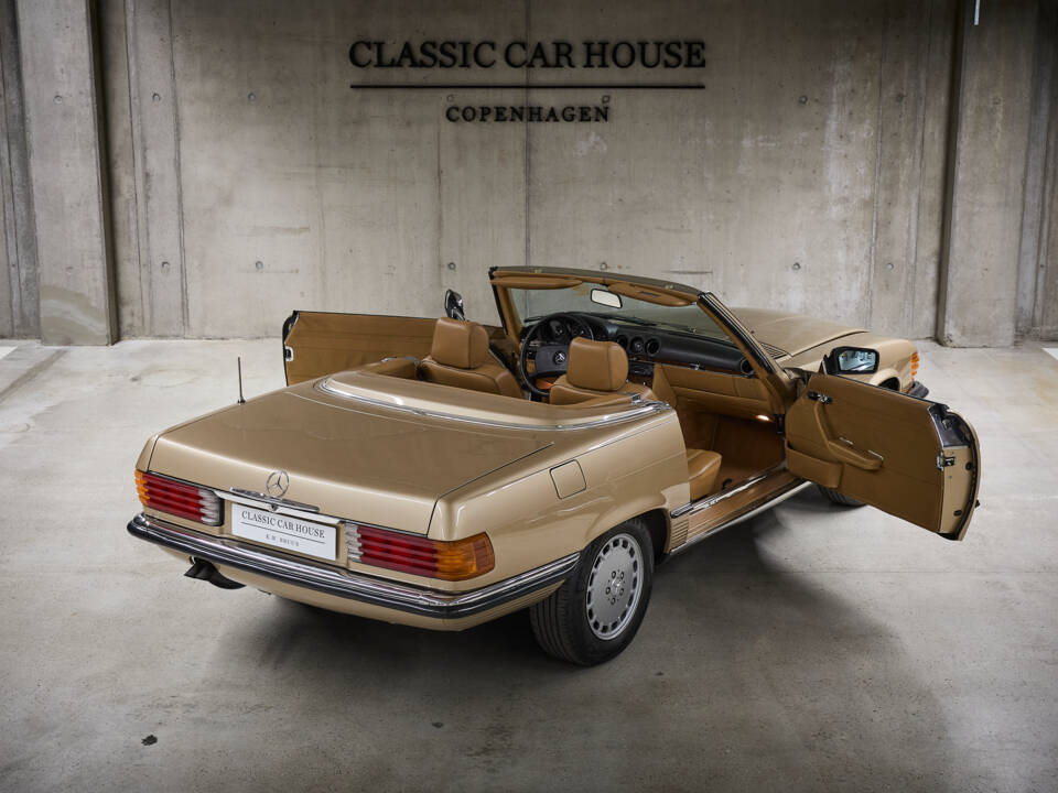 Image 98/99 of Mercedes-Benz 300 SL (1987)