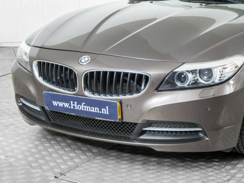 Image 19/50 of BMW Z4 sDrive23i (2009)