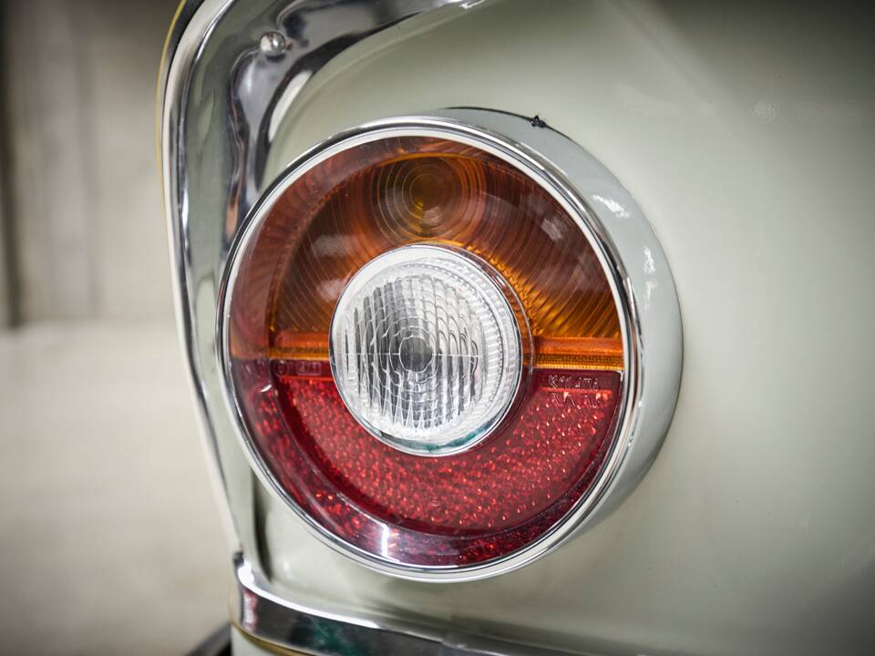 Bild 33/100 von Borgward P 100 2,3 Liter (1960)