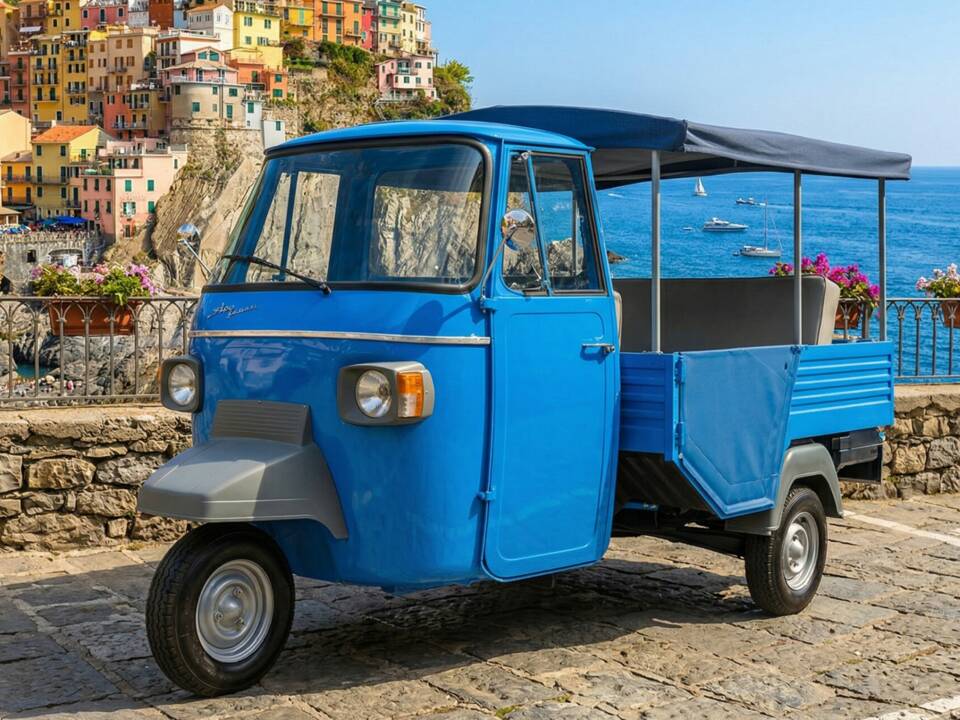 Bild 1/29 von Piaggio Vespa APE 600 MP (1976)