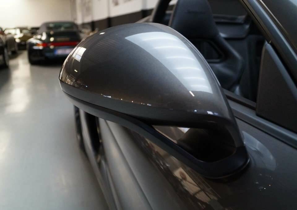 Image 36/50 of Porsche Boxster Spyder (2016)