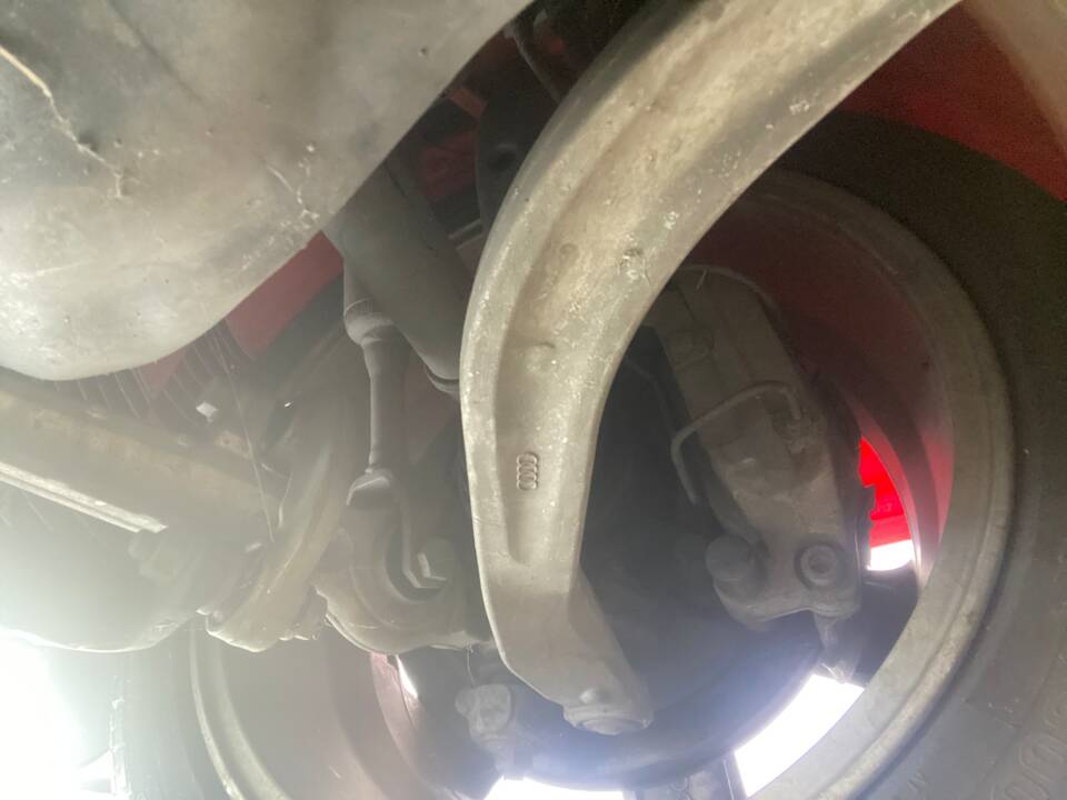 Image 17/50 of Audi S4 Avant (2001)