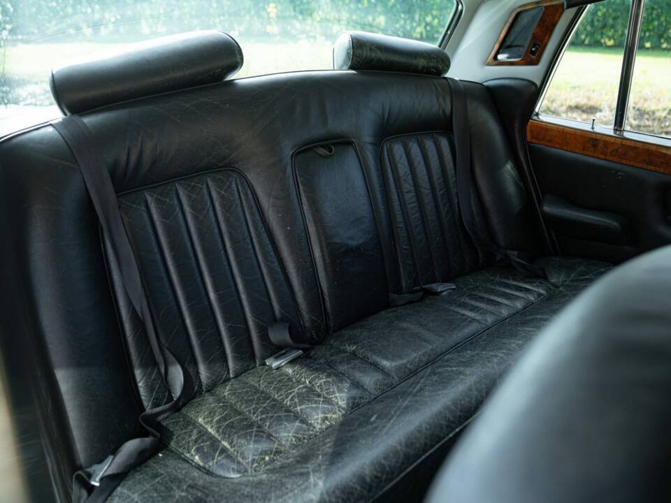 Image 35/50 of Bentley T 1 (1975)