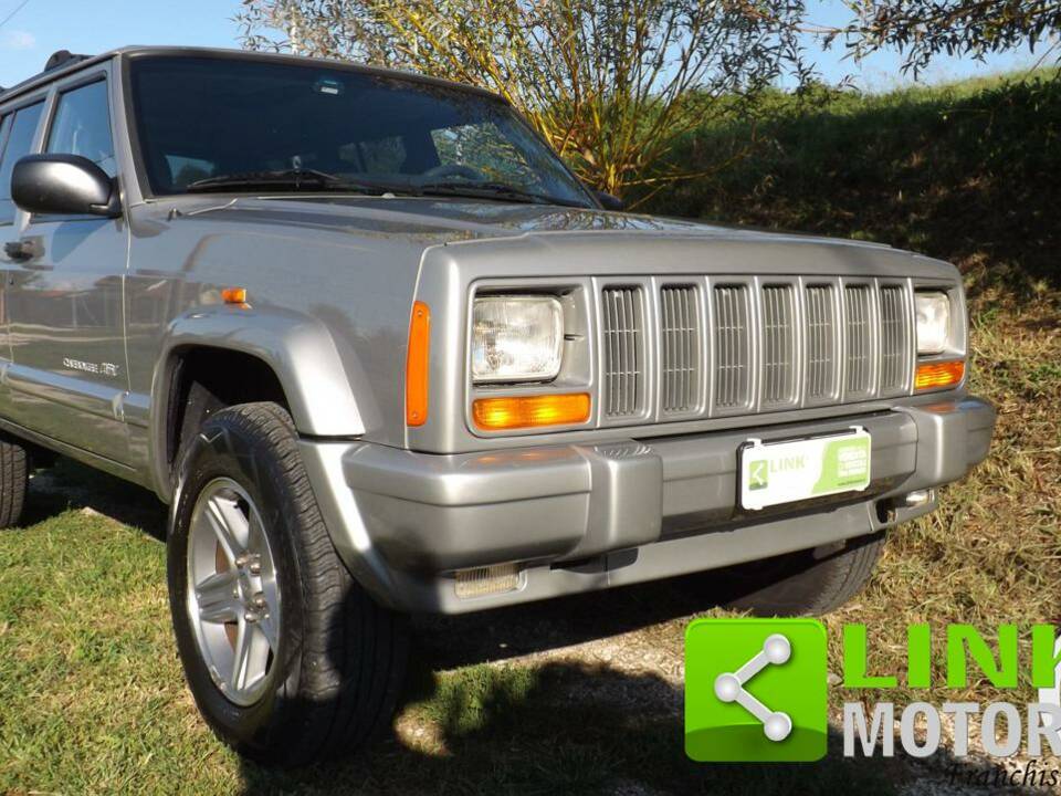 Image 10/10 of Jeep Cherokee 2.5 TD (2000)