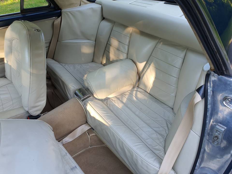 Image 28/58 of Maserati 3500 GTI Touring (1963)