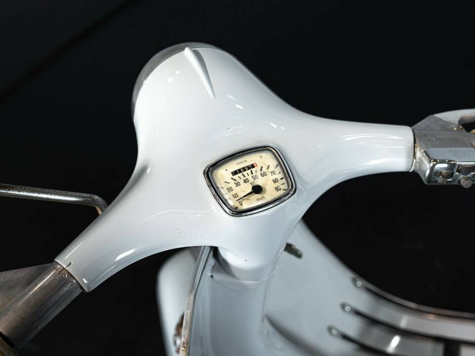 Afbeelding 20/30 van Piaggio Vespa 125 (1963)