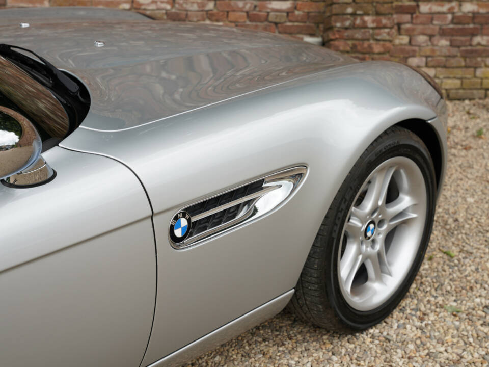 Image 42/50 of BMW Z8 (2000)