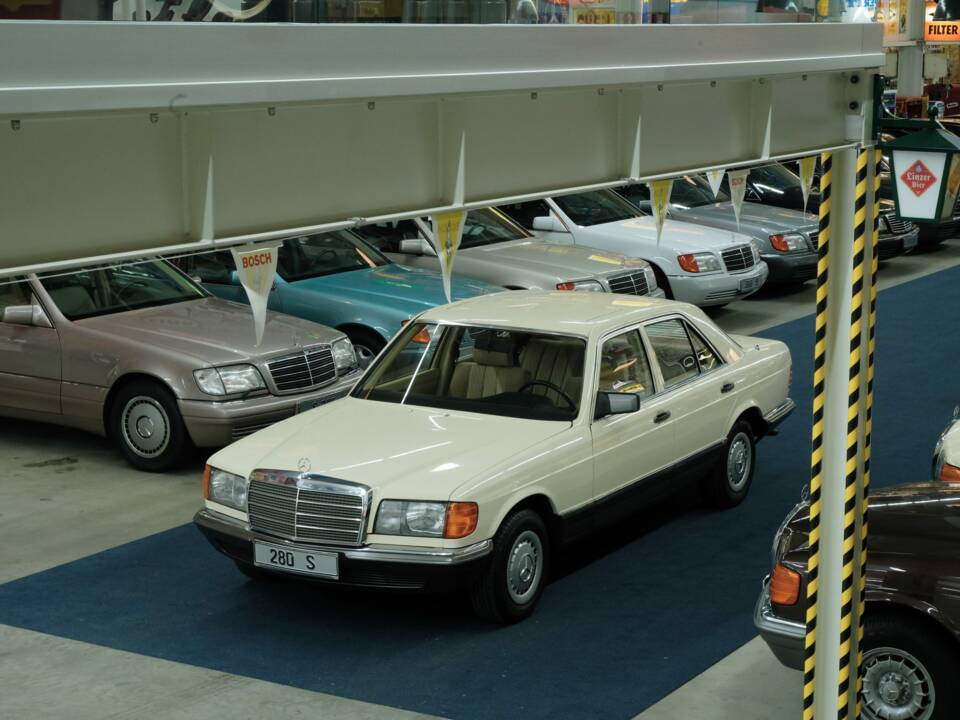 Bild 5/50 von Mercedes-Benz 280 S (1982)