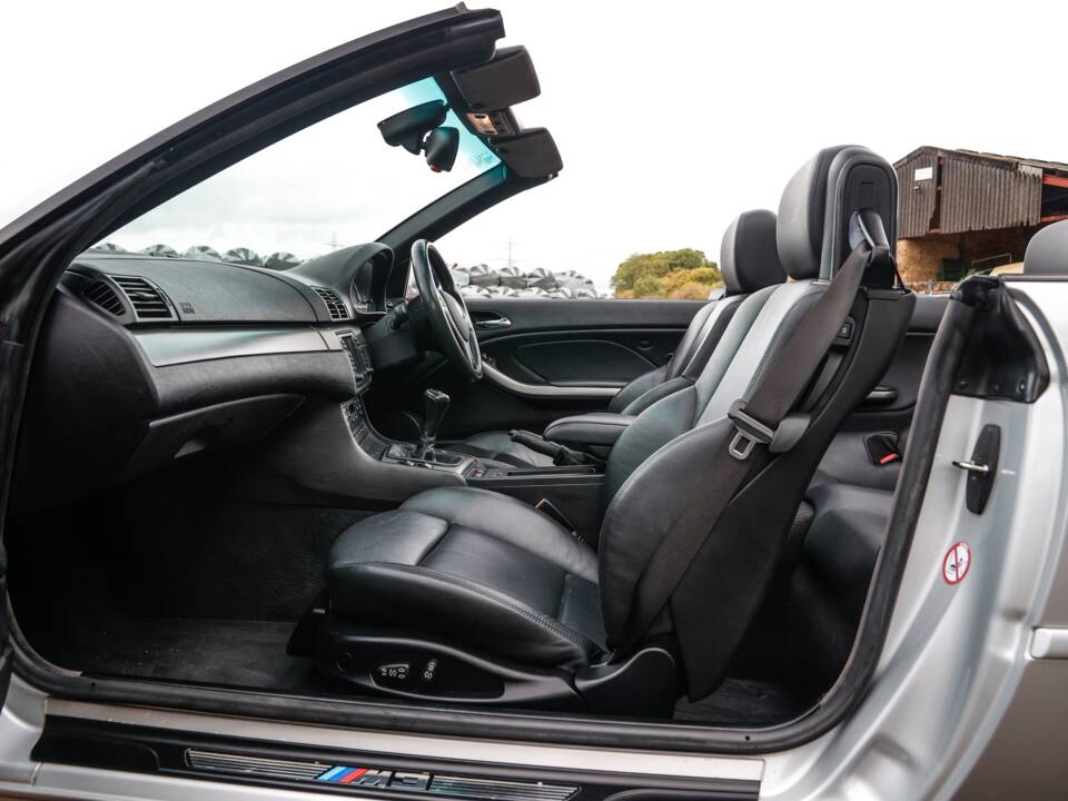 Image 48/50 de BMW M3 (2004)