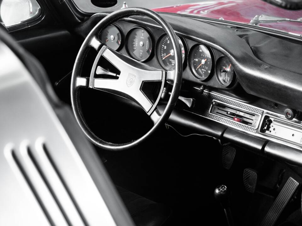 Bild 30/48 von Porsche 911 2.2 T (1970)