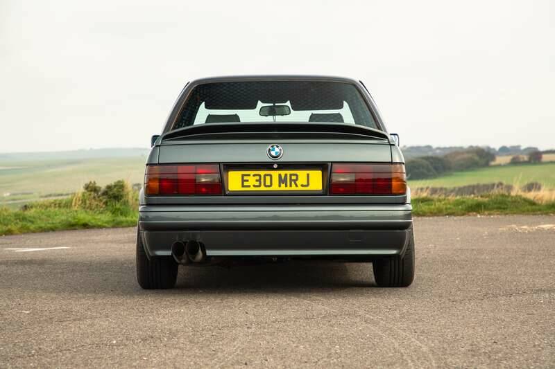 Image 25/50 of BMW 325i (1990)