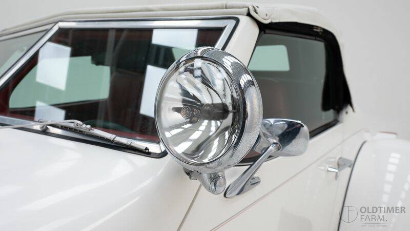 Image 13/15 of Excalibur Roadster IV (1983)