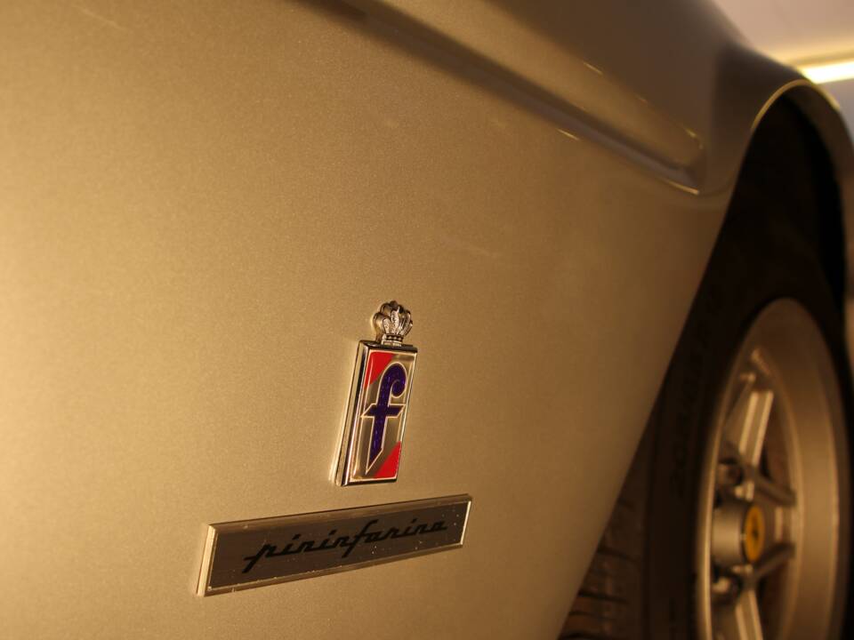 Immagine 32/34 di Ferrari 400 GT/4 2+2 (1977)