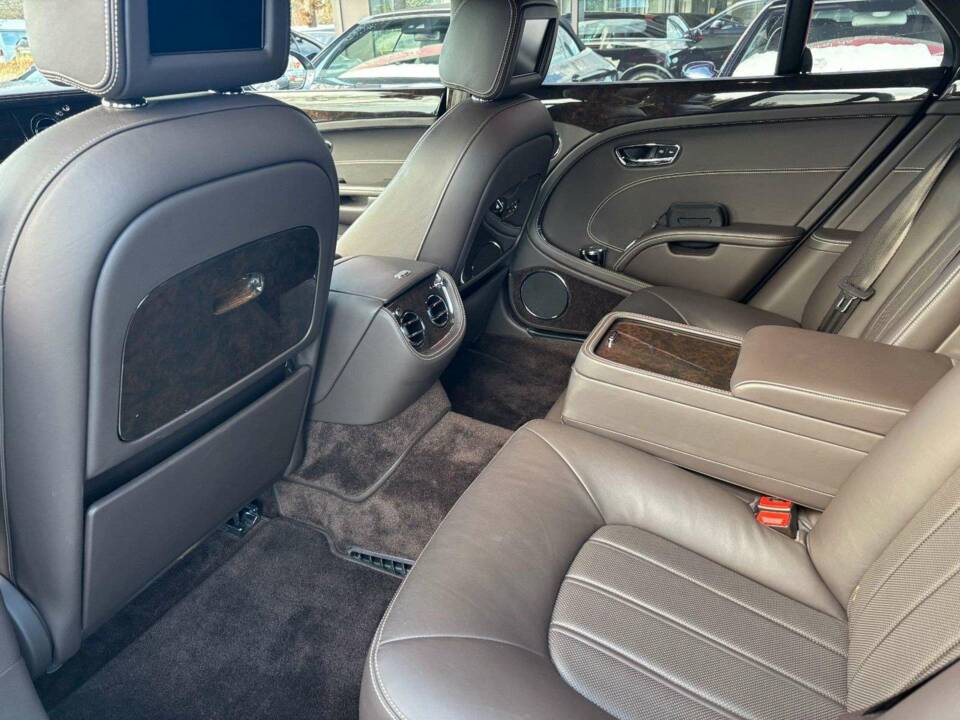 Bild 20/26 von Bentley Mulsanne (2013)