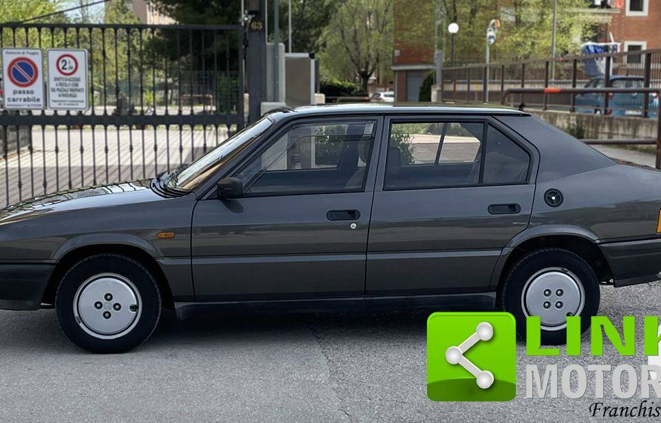 Bild 6/10 von Alfa Romeo 33 - 1.5 (1986)