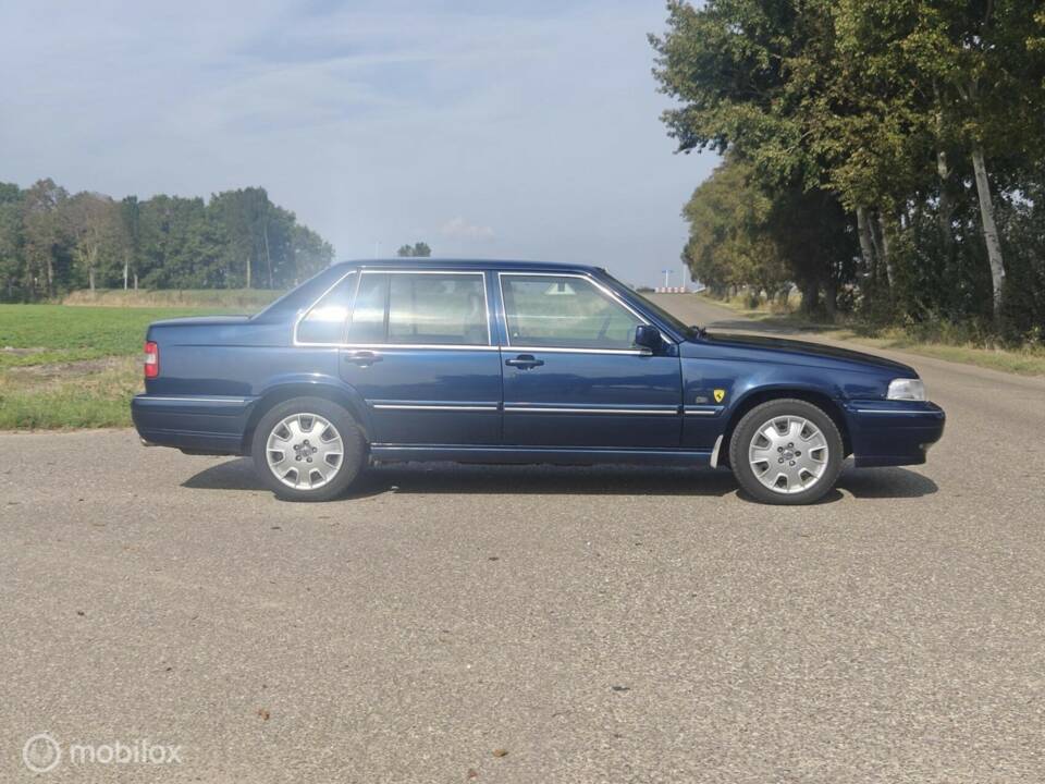 Bild 4/37 von Volvo S90 3.0i (1998)