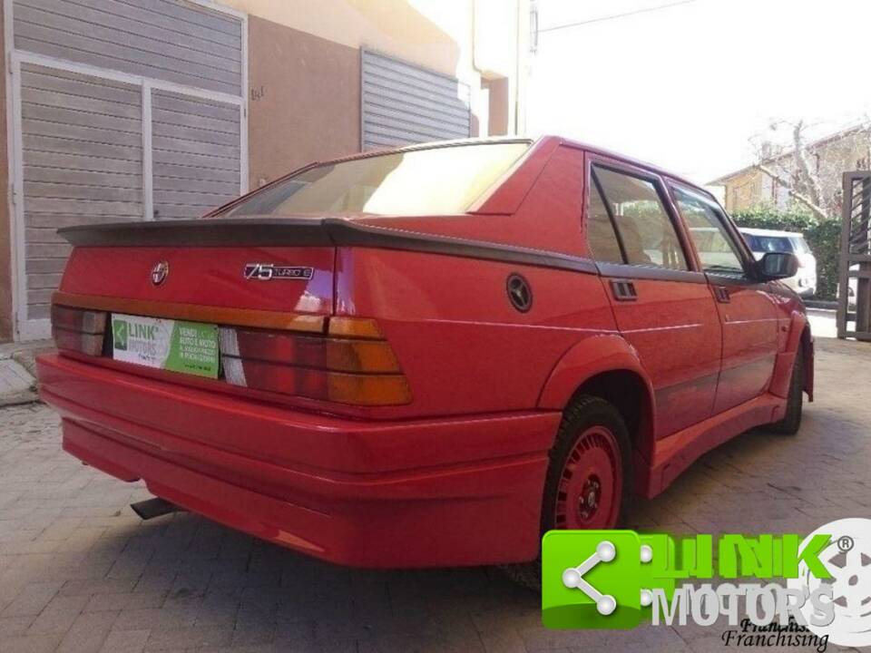 Immagine 7/10 di Alfa Romeo 75 1.8 Turbo Evoluzione (1987)