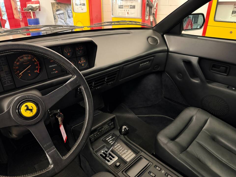 Bild 10/19 von Ferrari Mondial 3.2 (1987)