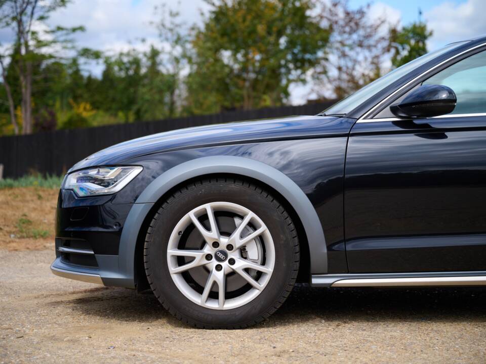 Bild 15/50 von Audi A6 3.0 TFSI allroad quattro (2012)