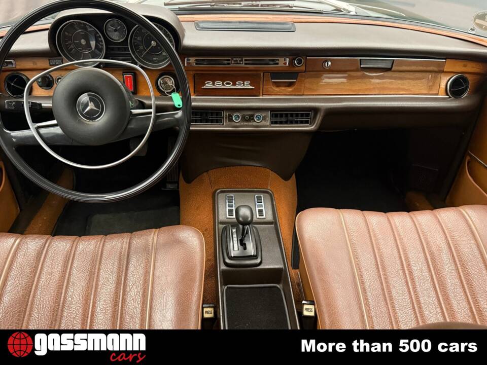 Afbeelding 10/15 van Mercedes-Benz 280 SEL 4,5 (1972)