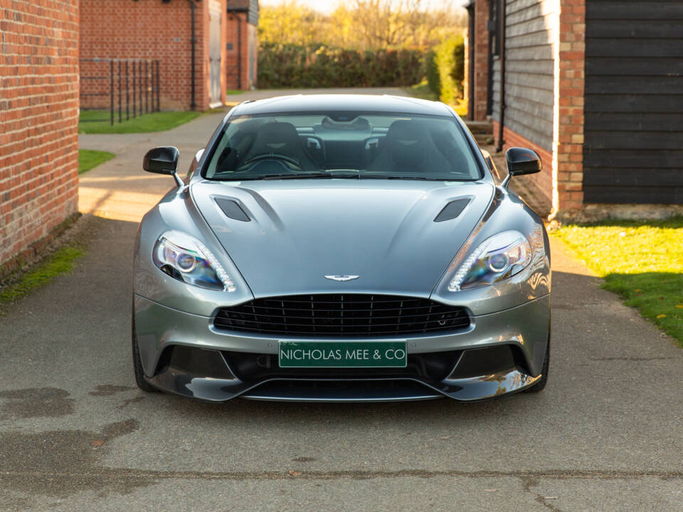 Bild 12/95 von Aston Martin Vanquish (2015)