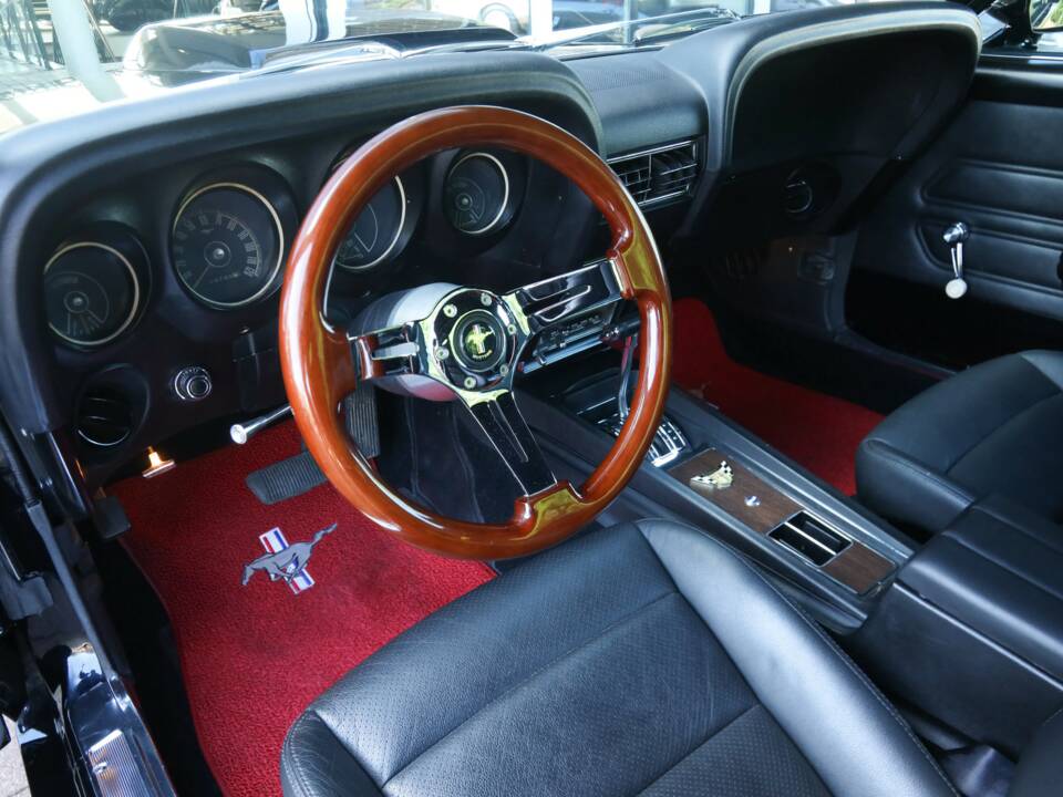 Image 45/50 of Ford Mustang 302 (1969)