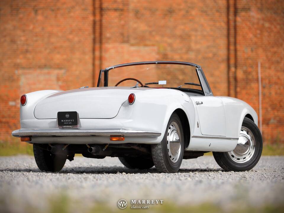Image 3/70 of Lancia Aurelia B24 Convertible (1957)