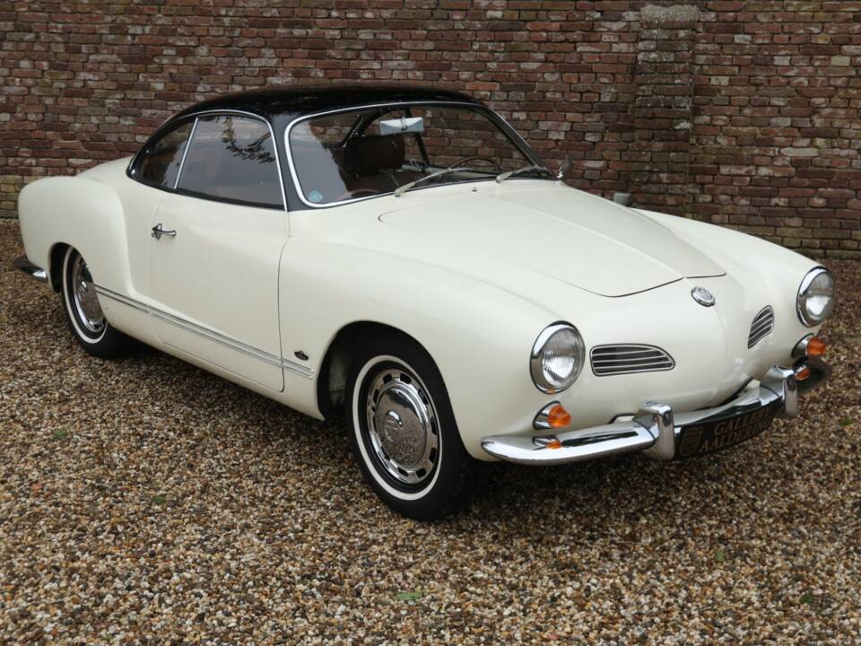 Bild 40/50 von Volkswagen Karmann Ghia 1300 (1966)