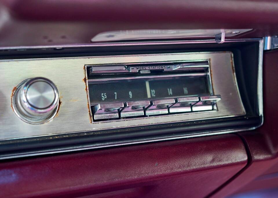 Bild 143/200 von Cadillac Coupe DeVille (1968)