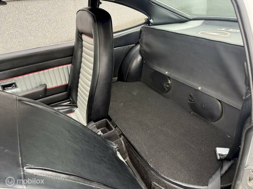 Immagine 9/36 di Opel GT 1900 (1972)