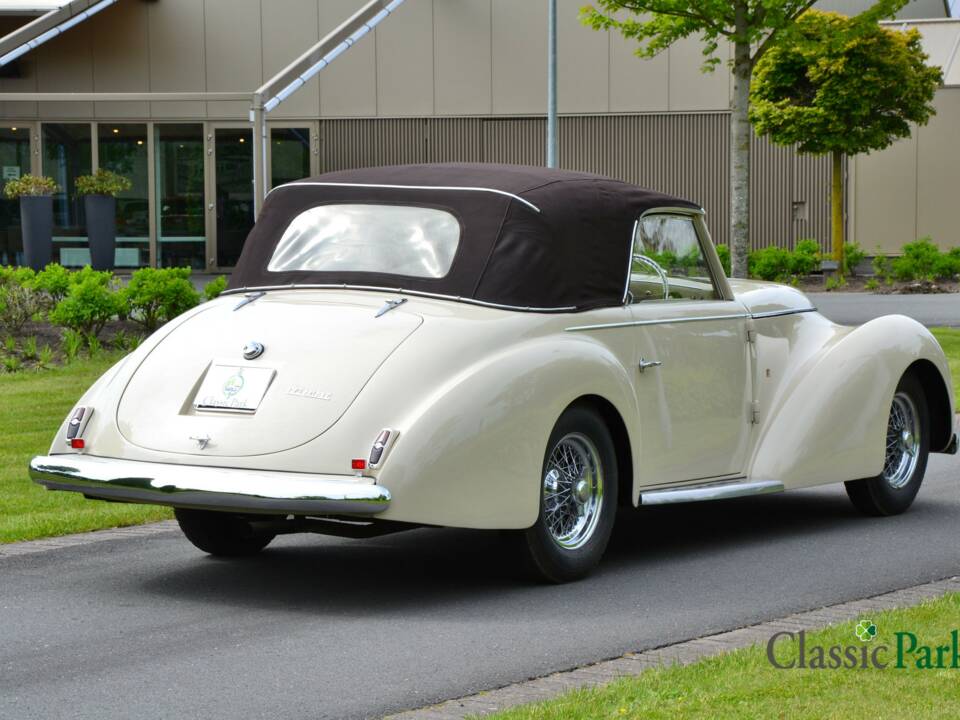 Image 21/50 of Delahaye 135M Worblaufen (1947)