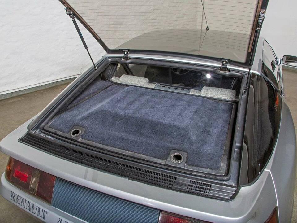 Bild 26/32 von Alpine GTA V6 Turbo (1986)