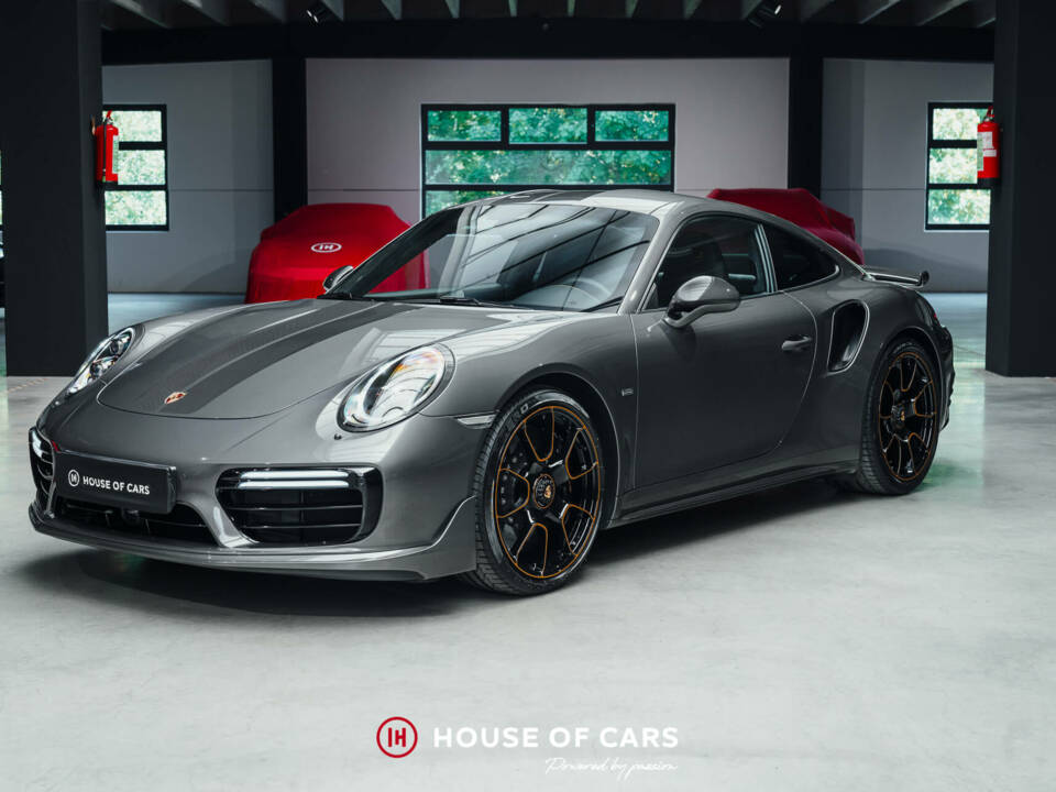 Image 2/25 of Porsche 911 Turbo S Exclusive (2018)