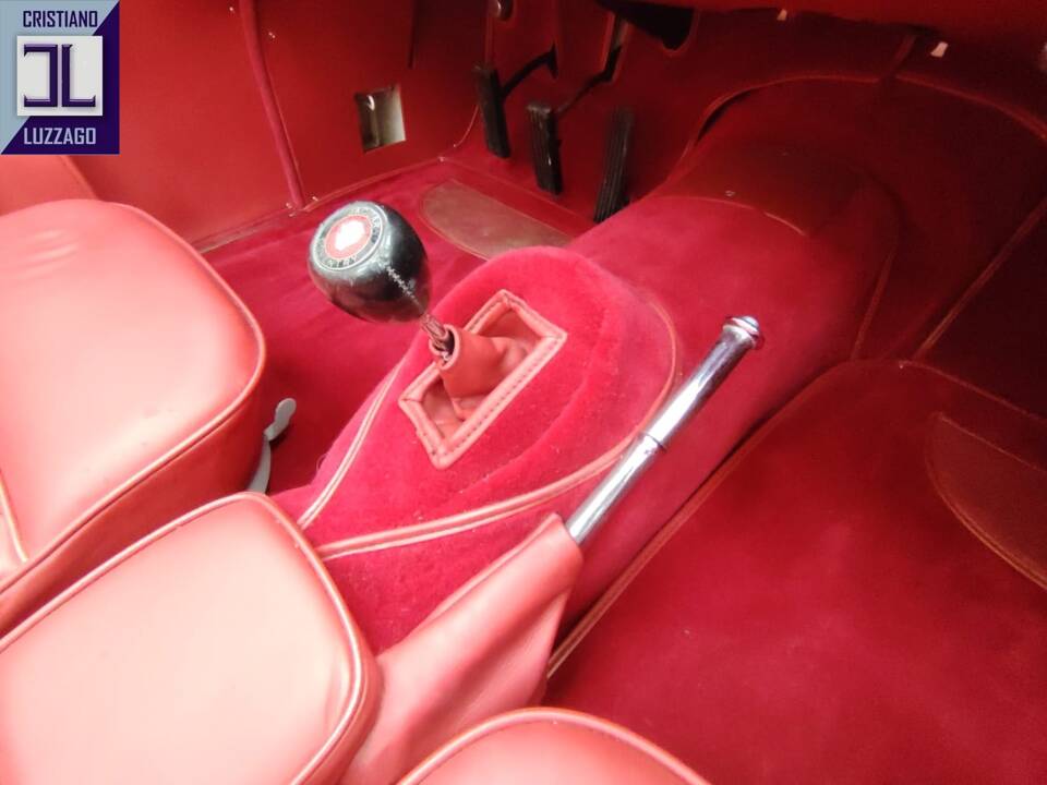 Image 51/74 of Jaguar XK 140 OTS (1956)