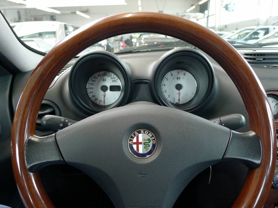 Image 39/39 of Alfa Romeo 156 2.5 V6 (1998)