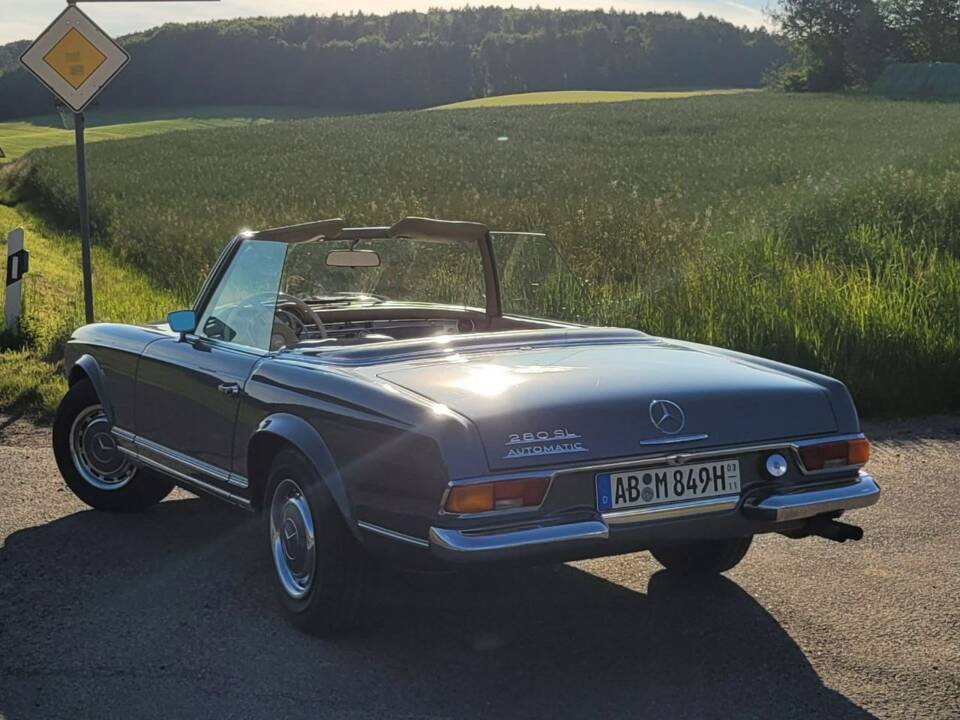 Image 6/6 of Mercedes-Benz 280 SL (1970)