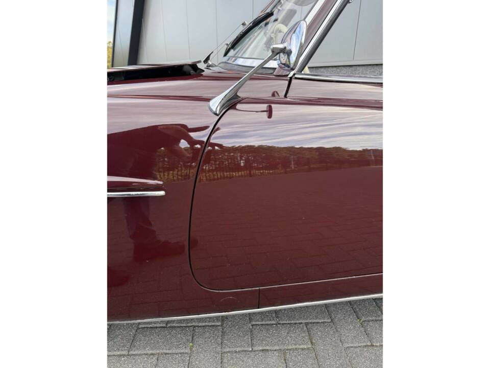 Image 15/50 de Mercedes-Benz 190 SL (1959)
