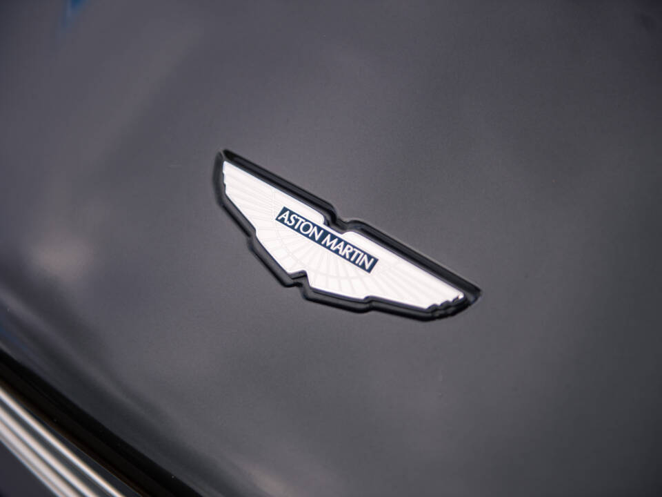 Imagen 13/30 de Aston Martin DBS Volante (2010)