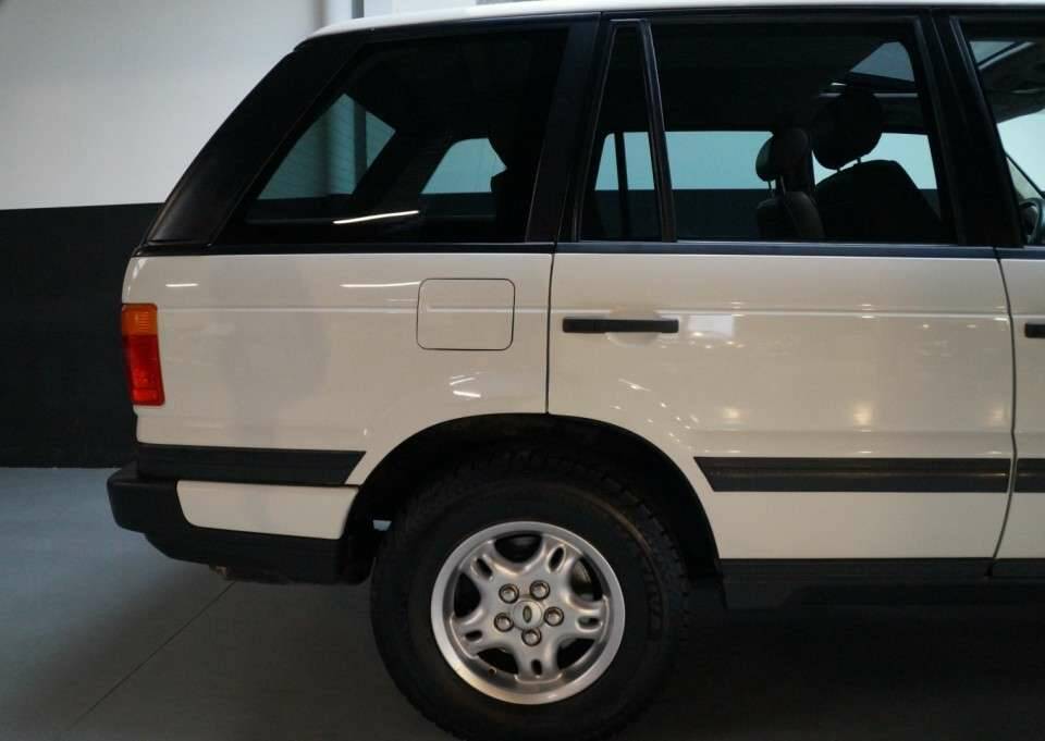 Bild 31/50 von Land Rover Range Rover 4.0 SE (1997)