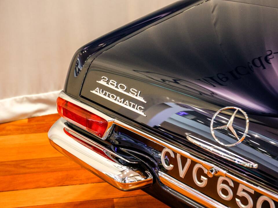 Image 13/31 de Mercedes-Benz 280 SL (1968)