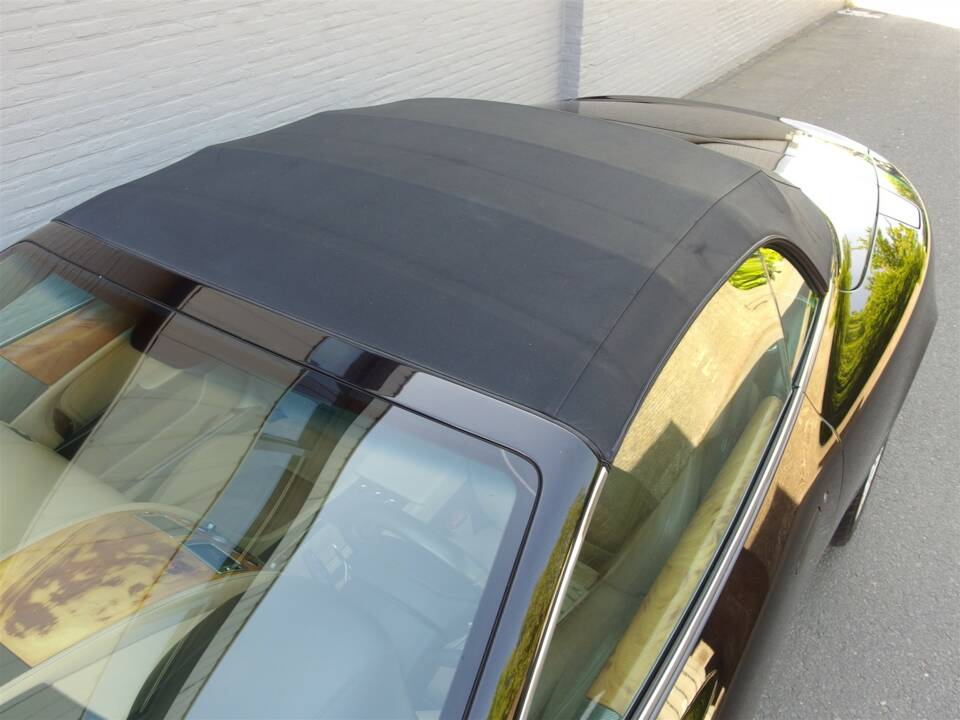 Bild 44/99 von Aston Martin DB 9 Volante (2006)