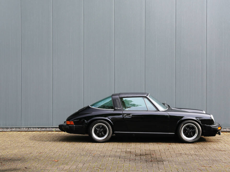 Image 4/67 de Porsche 911 2.7 S (1977)